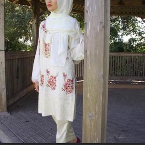 Agha noor floral Embroidery suit